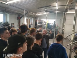 Exkurzia mechanikov strojov a zariadení vo firmách Wittur s.r.o. a J.G. Benegroup s.r.o. v Krupine Exkurzia mechanikov strojov a zariadení vo firmách Wittur s.r.o. a J.G. Benegroup s.r.o. v Krupine