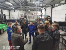 Exkurzia mechanikov strojov a zariadení vo firmách Wittur s.r.o. a J.G. Benegroup s.r.o. v Krupine Exkurzia mechanikov strojov a zariadení vo firmách Wittur s.r.o. a J.G. Benegroup s.r.o. v Krupine