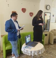 Generácie sa spájajú – žiaci učia seniorov